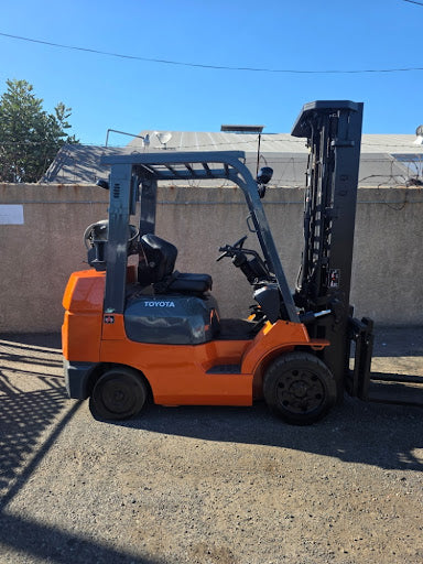 Toyota 7FGU35 Forklift – 6,000 lb Capacity | LPG Propane | 3-Stage Mast w/ Side Shift