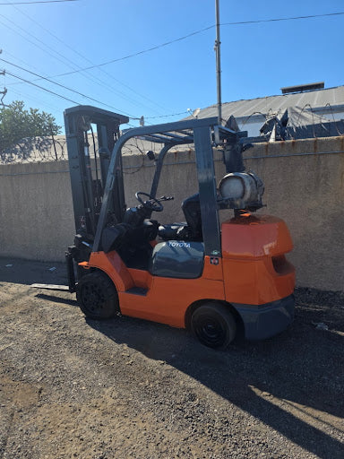 Toyota 7FGU35 Forklift – 6,000 lb Capacity | LPG Propane | 3-Stage Mast w/ Side Shift
